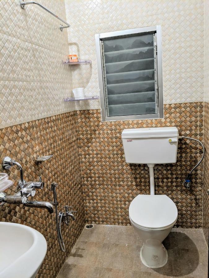 Townhouse - The Urban Inn Dibrugarh Extérieur photo